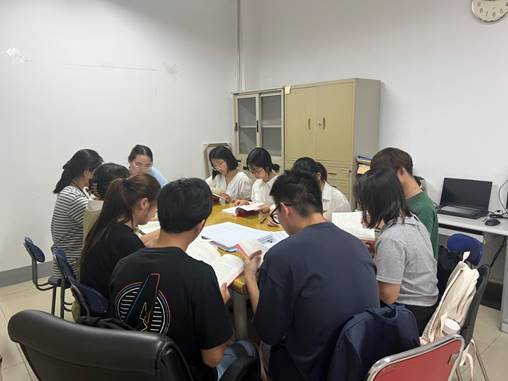 说明: C:\Users\Lenovo\Desktop\讲党课\员工理论学习2.JPG